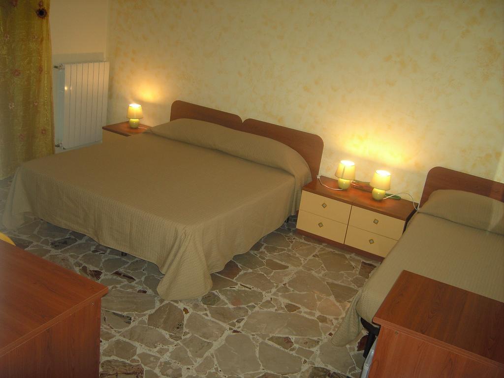 Etna Inn Motta SantʼAnastasia Oda fotoğraf