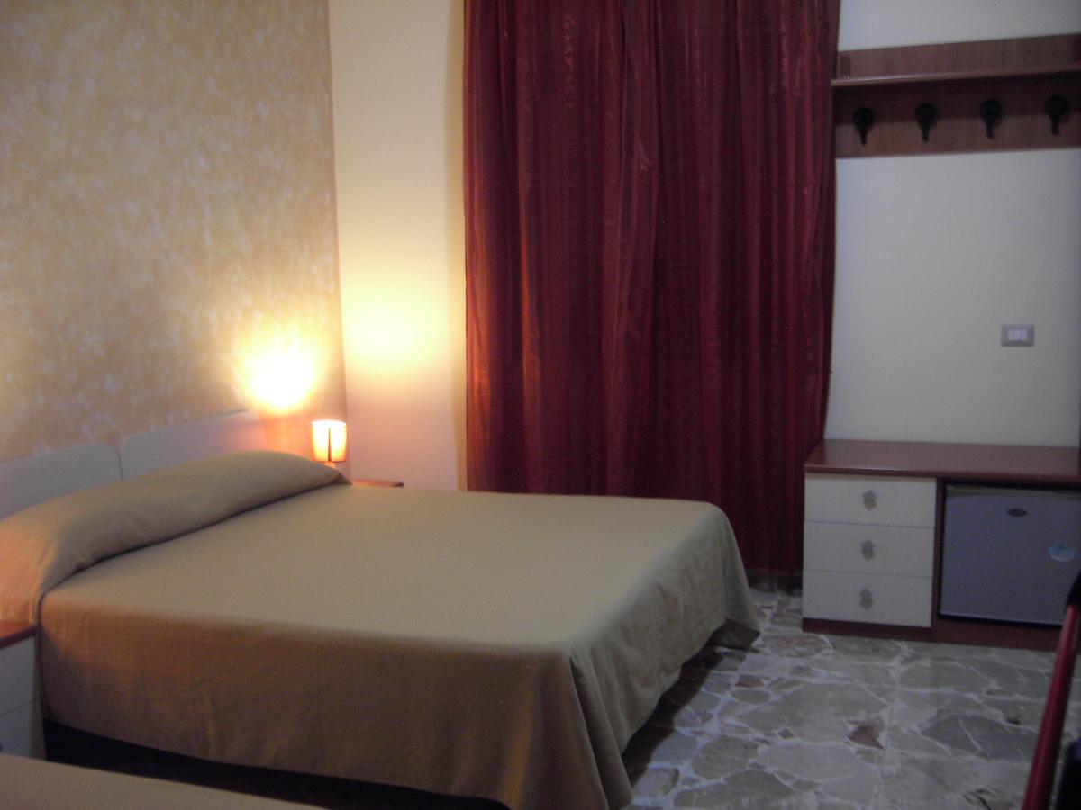 Etna Inn Motta SantʼAnastasia Dış mekan fotoğraf