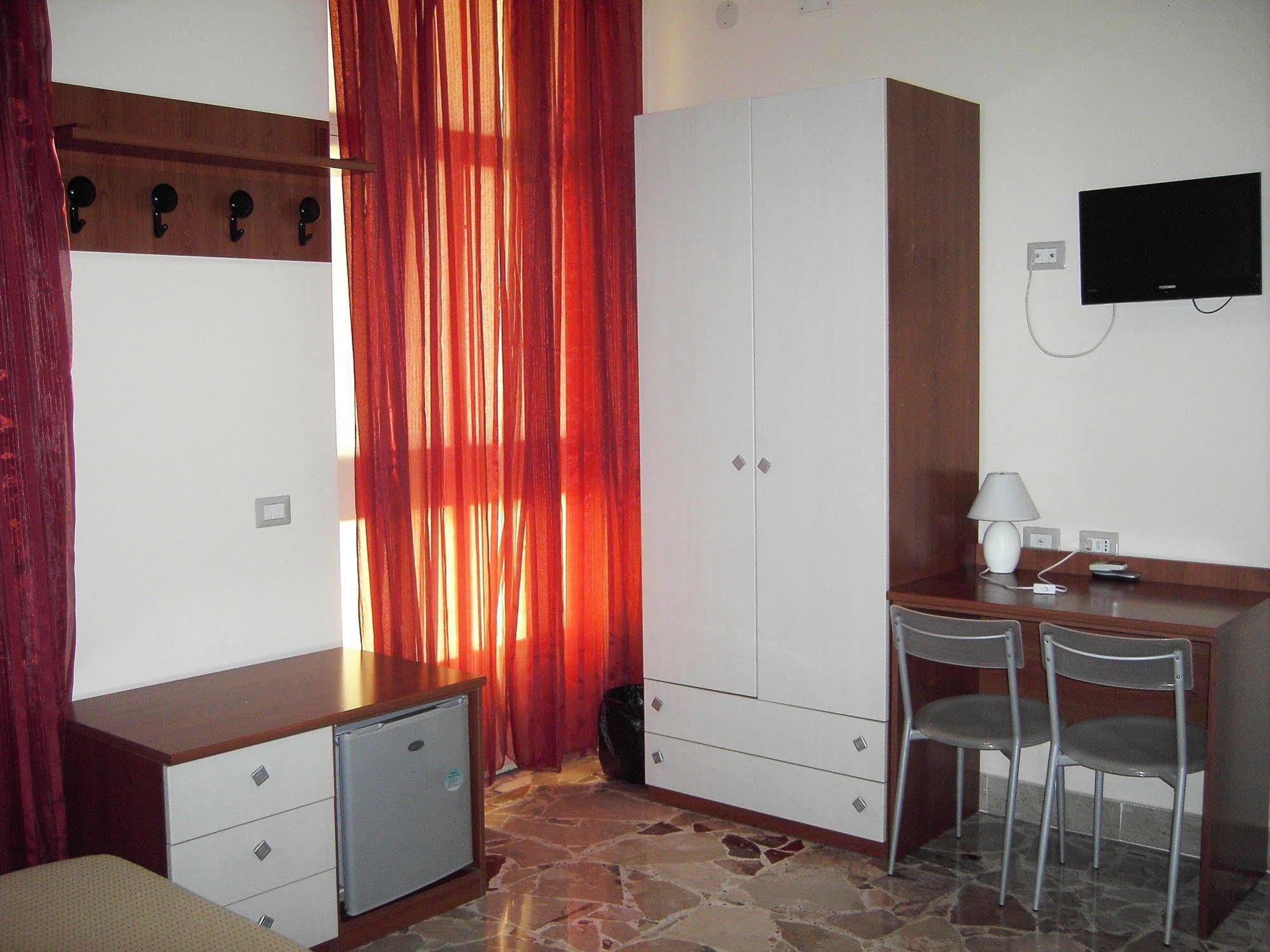 Etna Inn Motta SantʼAnastasia Dış mekan fotoğraf
